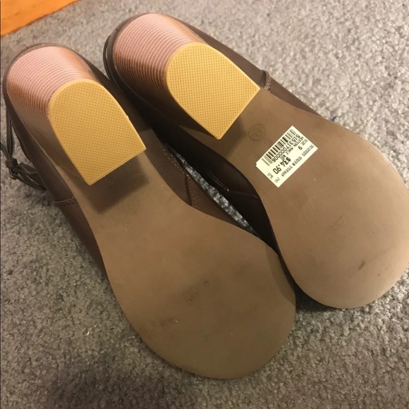 Booties - Picture 3 of 5